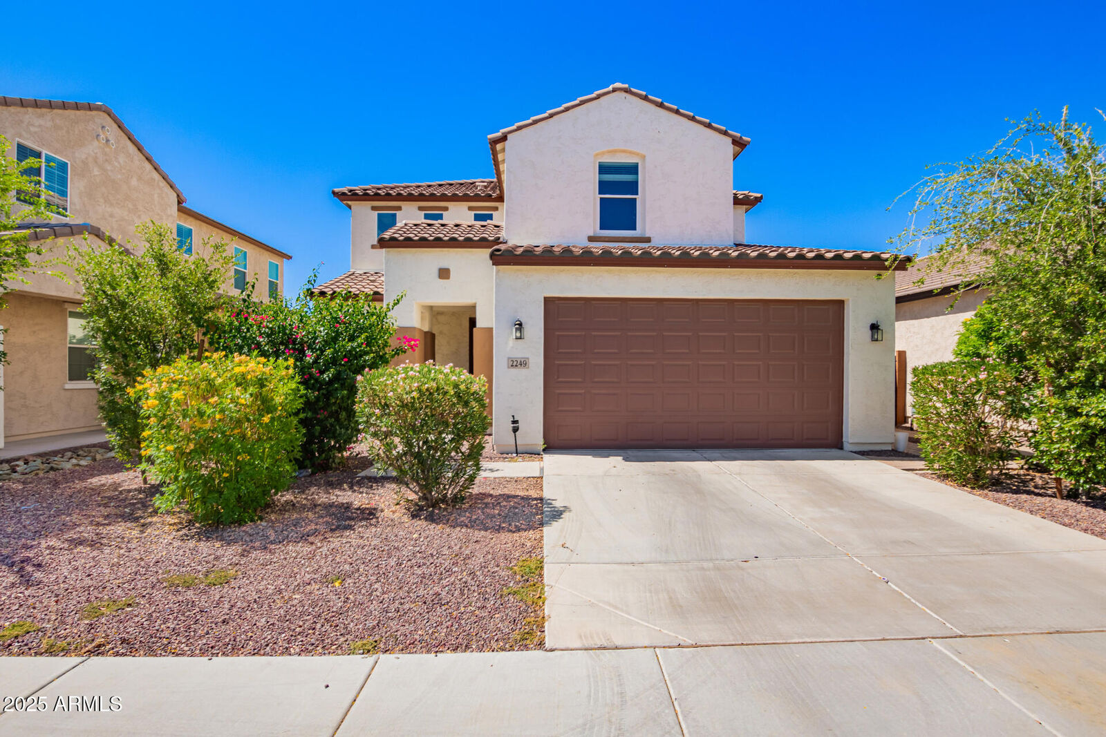 Property Photo: 2249 W Betty Elyse Lane AZ 85023
