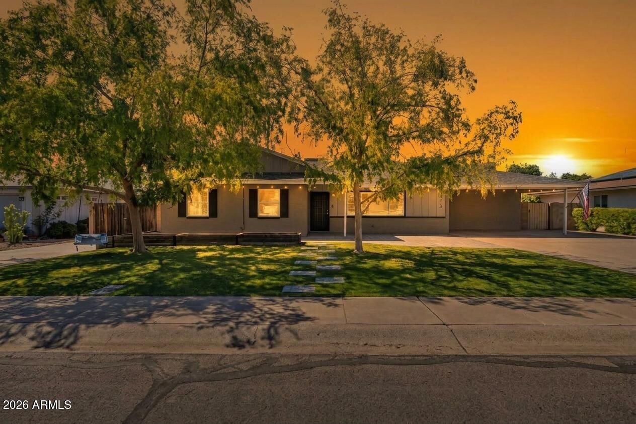 Property Photo:  8215 E Cambridge Avenue  AZ 85257 
