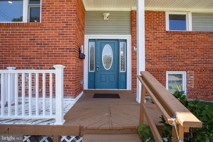 Property Photo: 1007 Venice Drive MD 20904