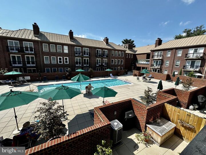 Property Photo:  801 S Pitt 333  VA 22314 