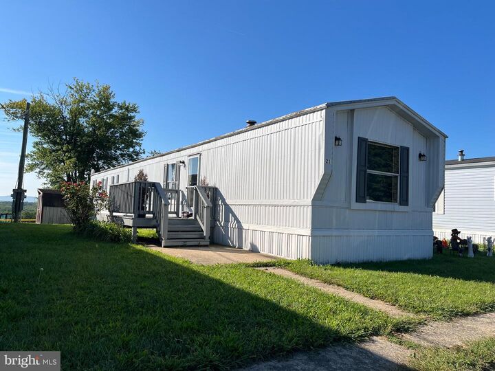 Property Photo: 21 Marilyn Drive PA 17013