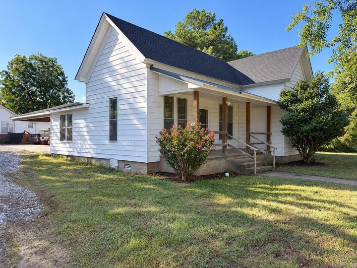 Property Photo: 1001 N College Street AR 72830