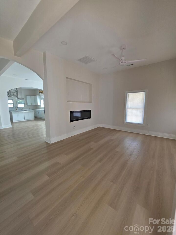 Property Photo:  112 W Cabarrus Street 1  NC 28163 
