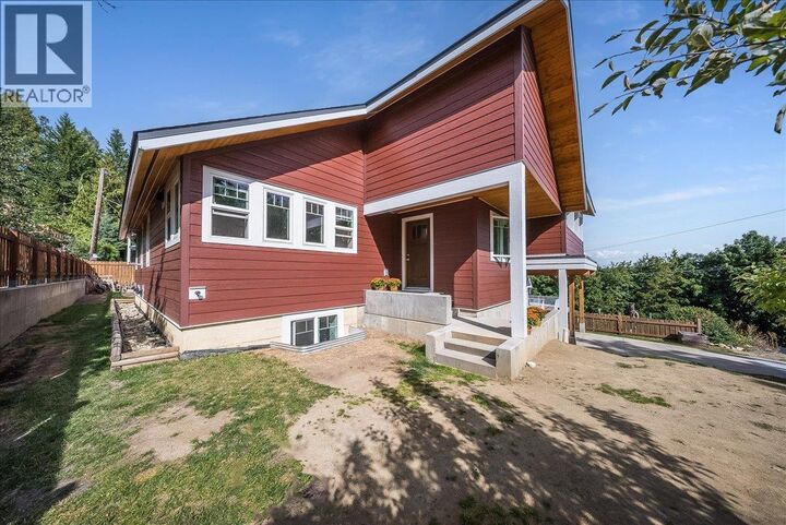 Property Photo:  2460 Fourth Avenue  BC V0G 1Y0 