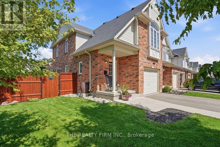 Property Photo: 914 Silverfox Crescent ON N6G 0N6