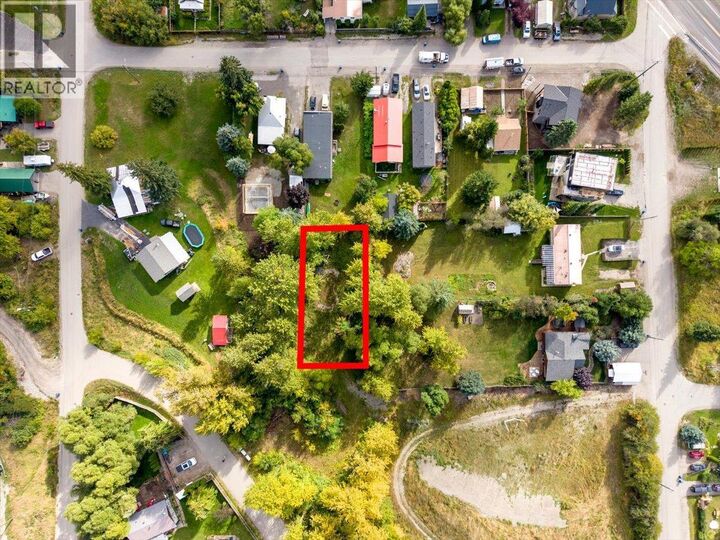 Property Photo:  264 Glover Street  BC V0B 1M1 