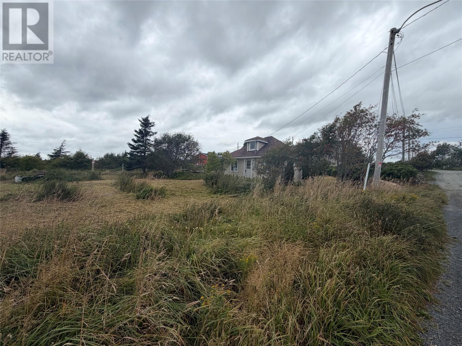 Property Photo:  7-11 English Hill  NL A1Y 1C6 
