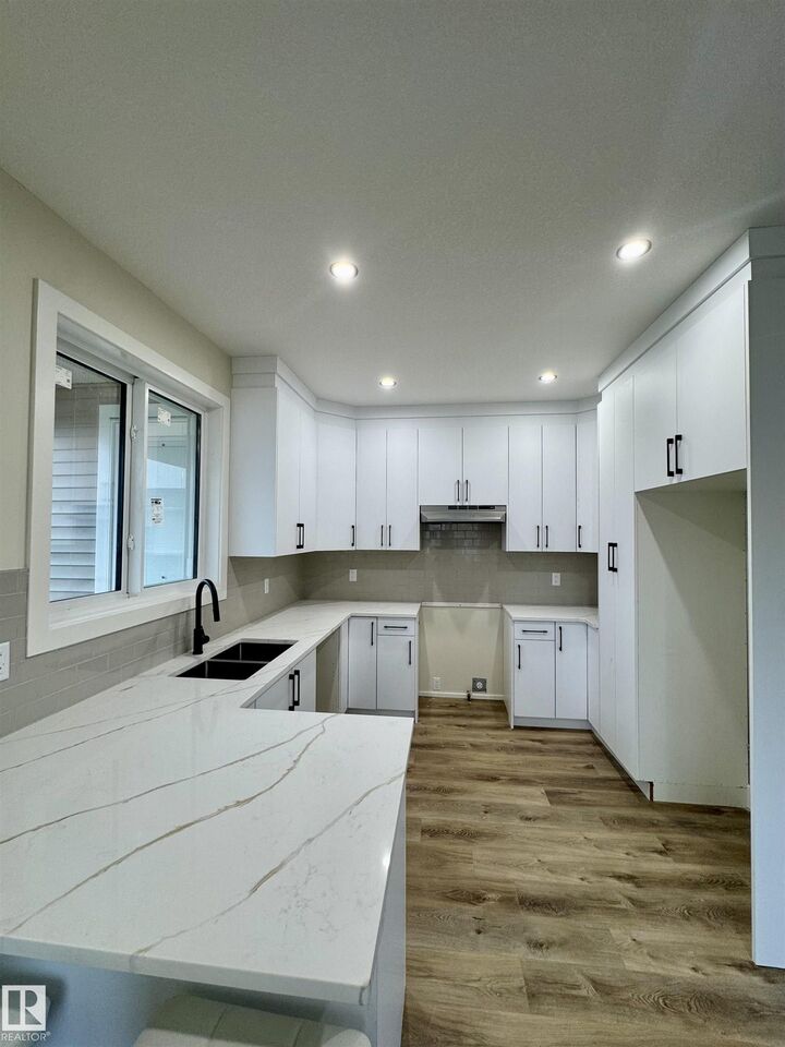 Property Photo:  5611 45 St  AB T0A 3C0 