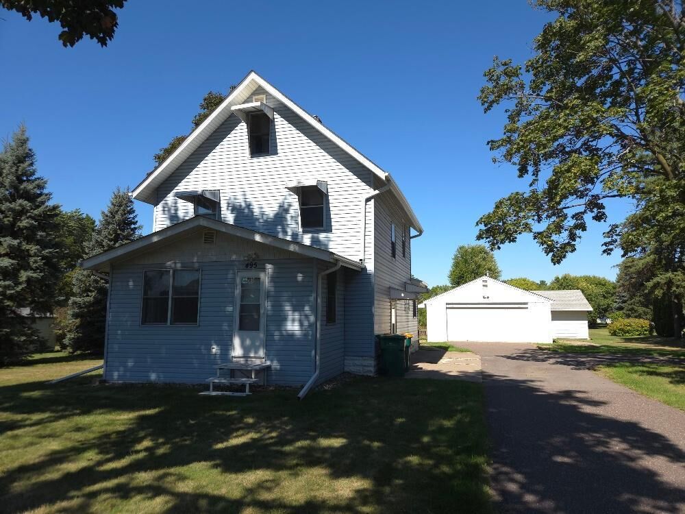 Property Photo:  495 Vadnais Road  MN 55127 