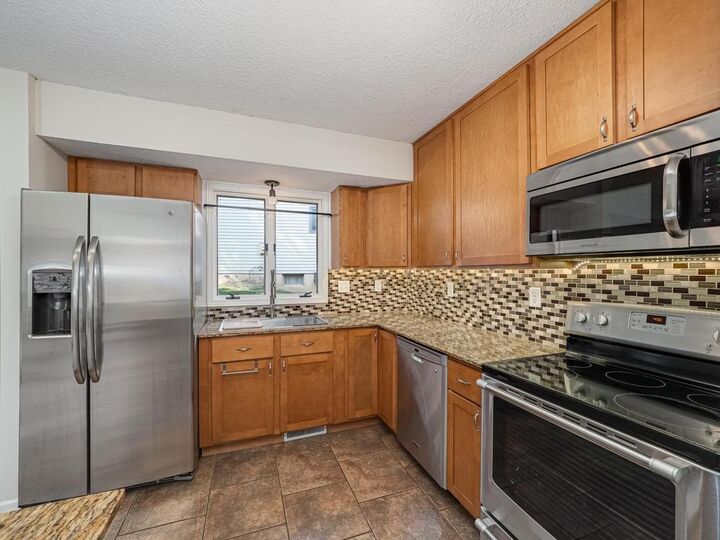 Property Photo: 1567 Humboldt Avenue MN 55118
