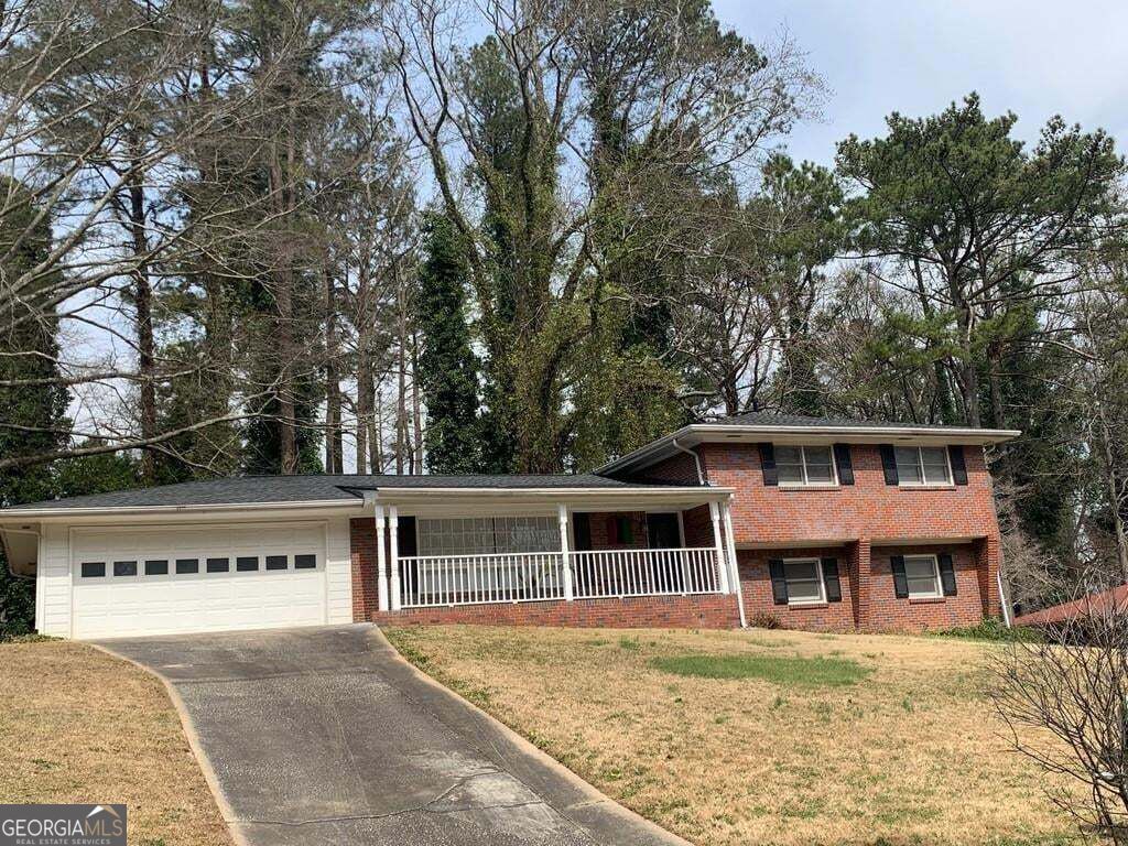 Property Photo: 2449 Woodhill Lane GA 30344