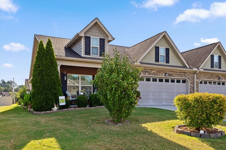Property Photo:  915 Colony Circle  GA 30742 