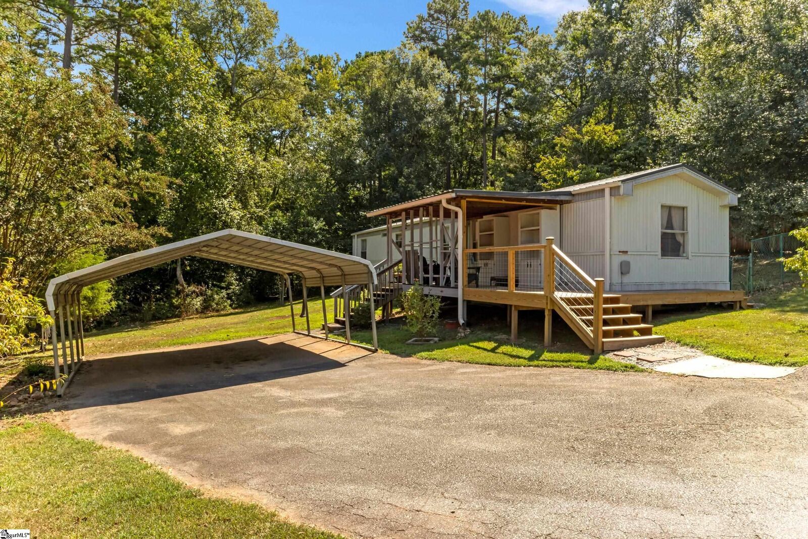 Property Photo:  506 Charlies Creek Road  SC 29655 