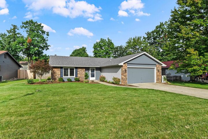 Property Photo:  6329 Kiwanis Drive  IN 46835-2185 
