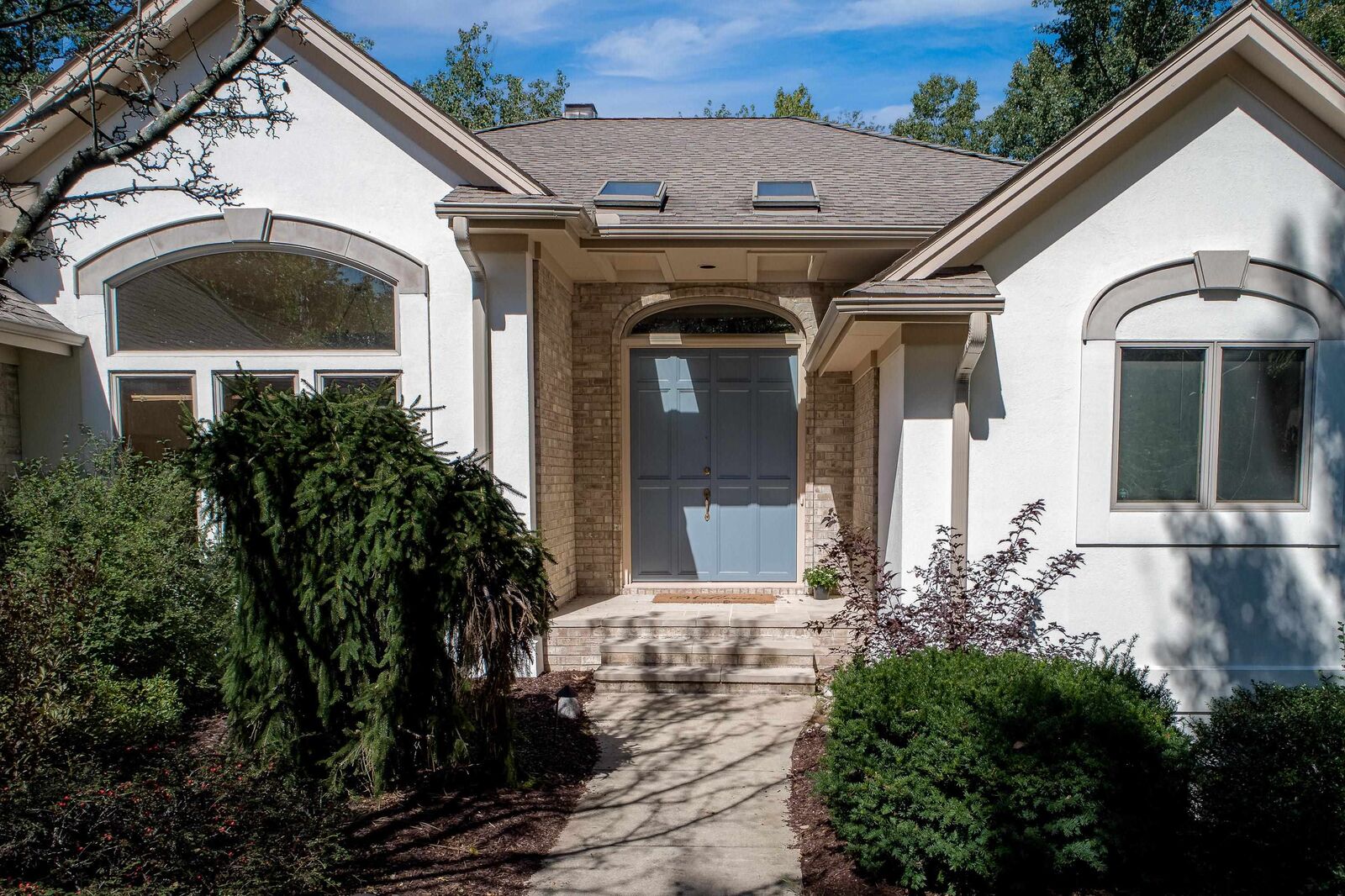 Property Photo:  1315 Foxwood  MI 48642 