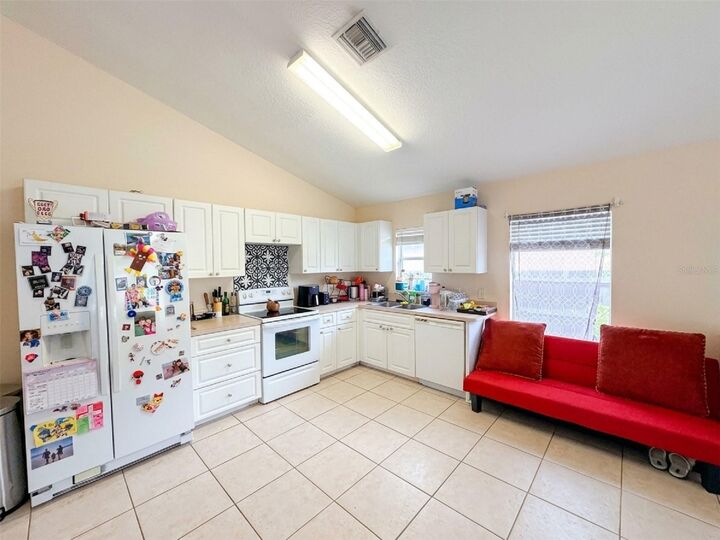 Property Photo:  1240 12th Avenue SW  FL 32962 