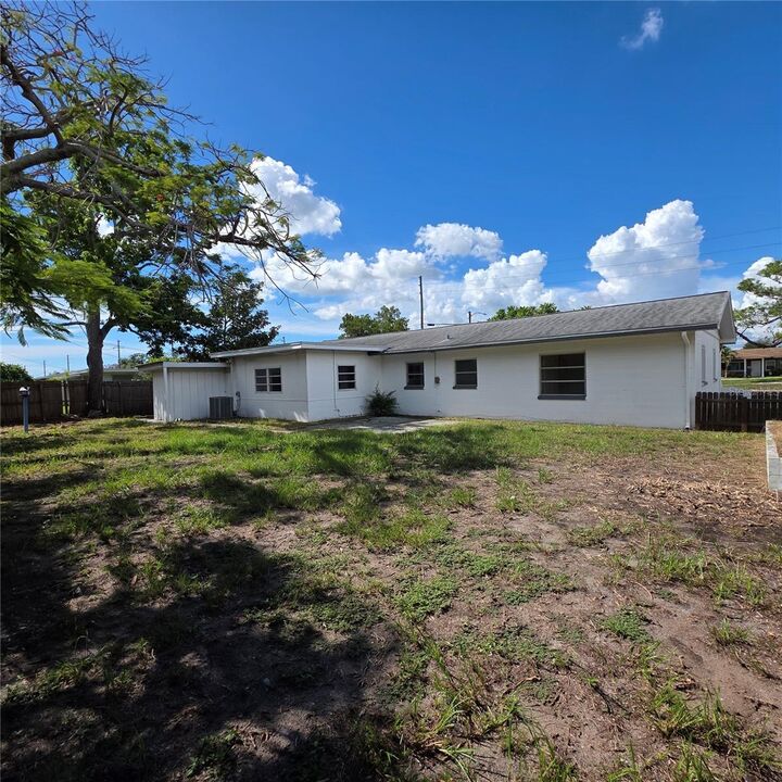 Property Photo:  4014 22nd Avenue N  FL 33713 