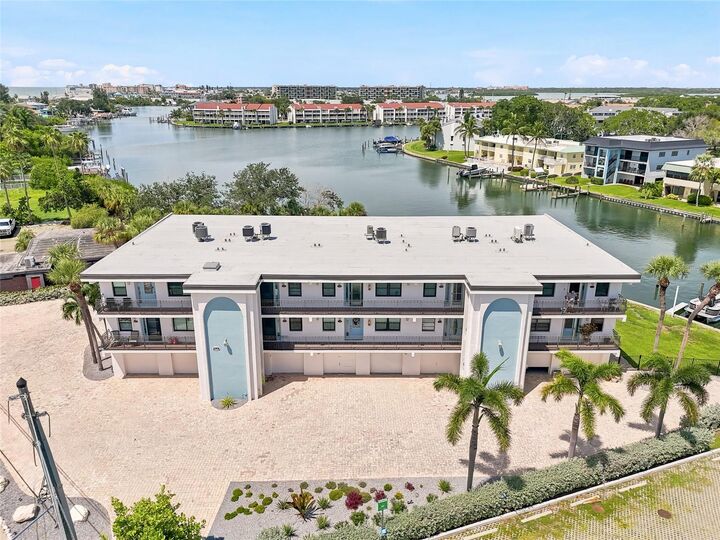Property Photo: 11901 Lagoon Lane 202 FL 33706
