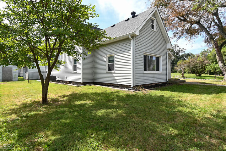 Property Photo: 703 E Main Street IN 46168
