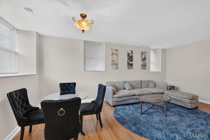 Property Photo:  5630 Pershing Avenue 16  MO 63112 