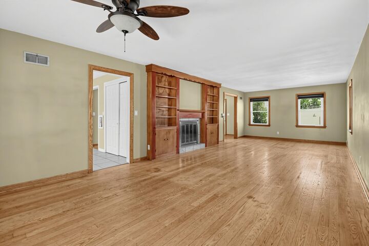 Property Photo: 2605 James Blvd WI 53403