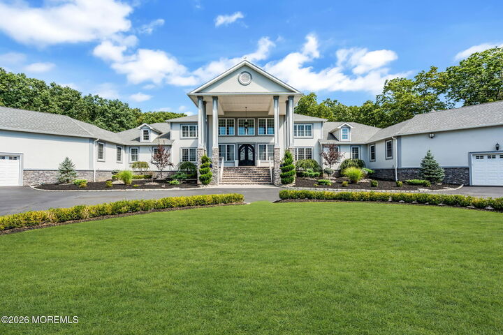 Property Photo:  6 Parker Court  NJ 08510 