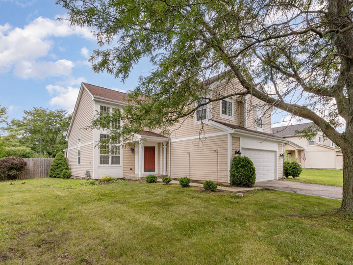Property Photo: 11 Lindsey Court IL 60440