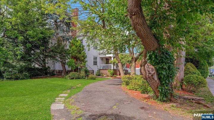 Property Photo:  111 Grand Place  NJ 07032 