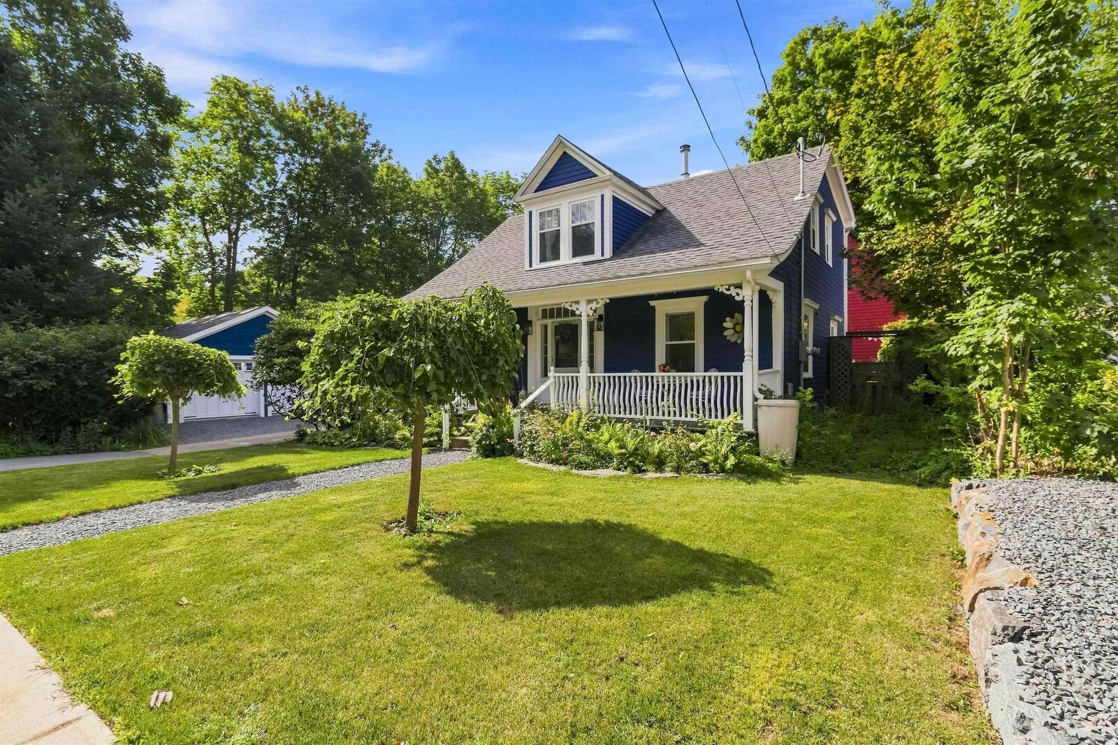 Property Photo:  102 Pleasant Street  NS B0J 2E0 