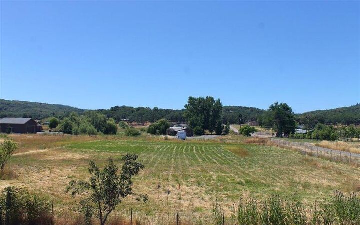 Property Photo:  4223 Merita Terrace  OR 97502 
