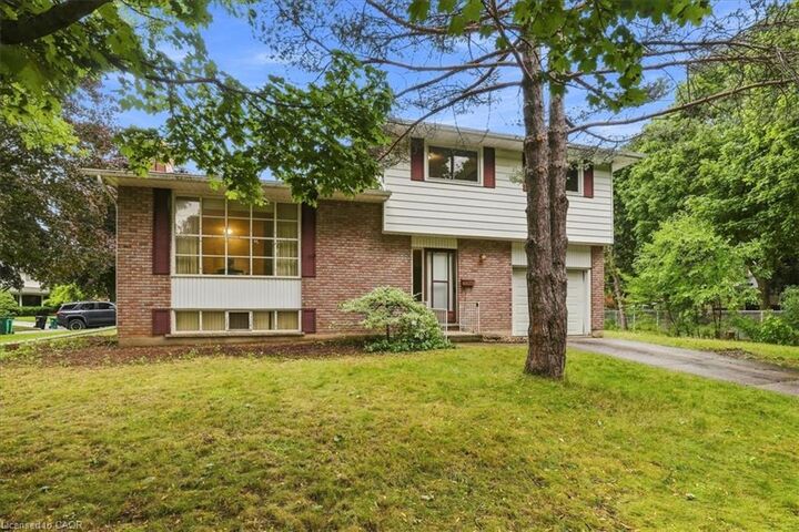 Property Photo: 395 Mossom Place ON N2K 2G7