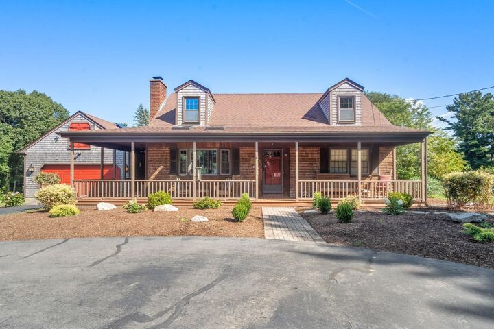 Property Photo:  283 Hamlin St  MA 02743 