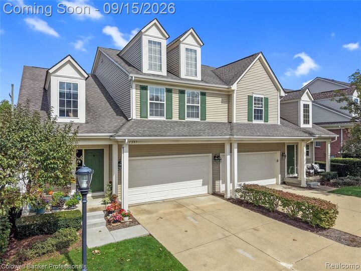Property Photo:  731 E Bluff Court  MI 48307 