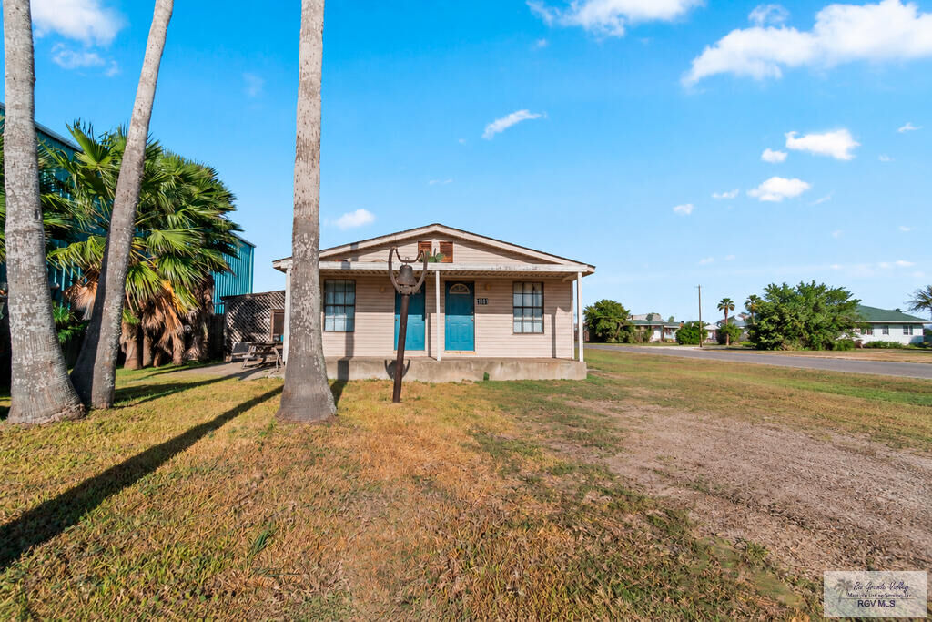 Property Photo:  1101 W Port Dr  TX 78589 