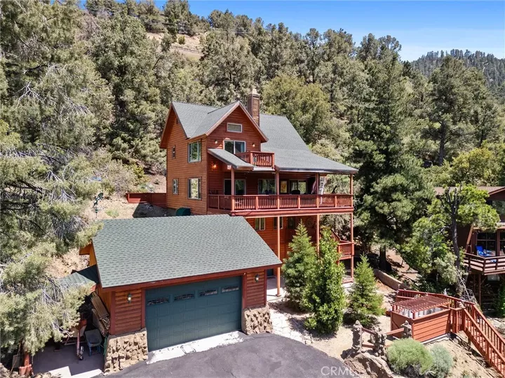 Property Photo:  1832 Matterhorn Drive  CA 93222 