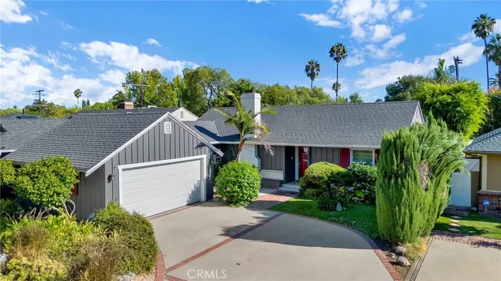 Property Photo:  13916 Cohasset Street  CA 91405 