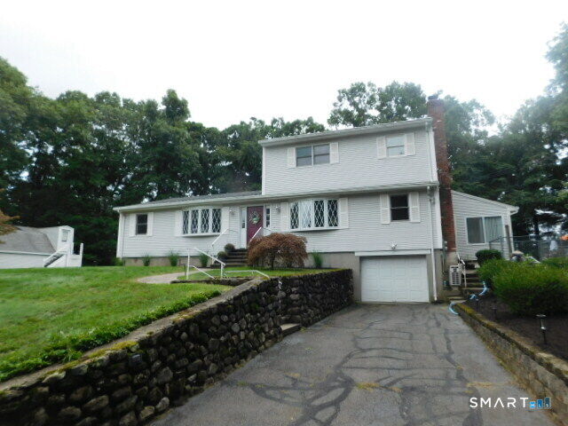 Property Photo: 12 Rozum Circle CT 06712