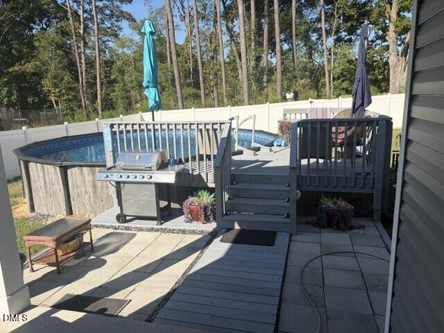 Property Photo: 93 Regis Lane NC 27521
