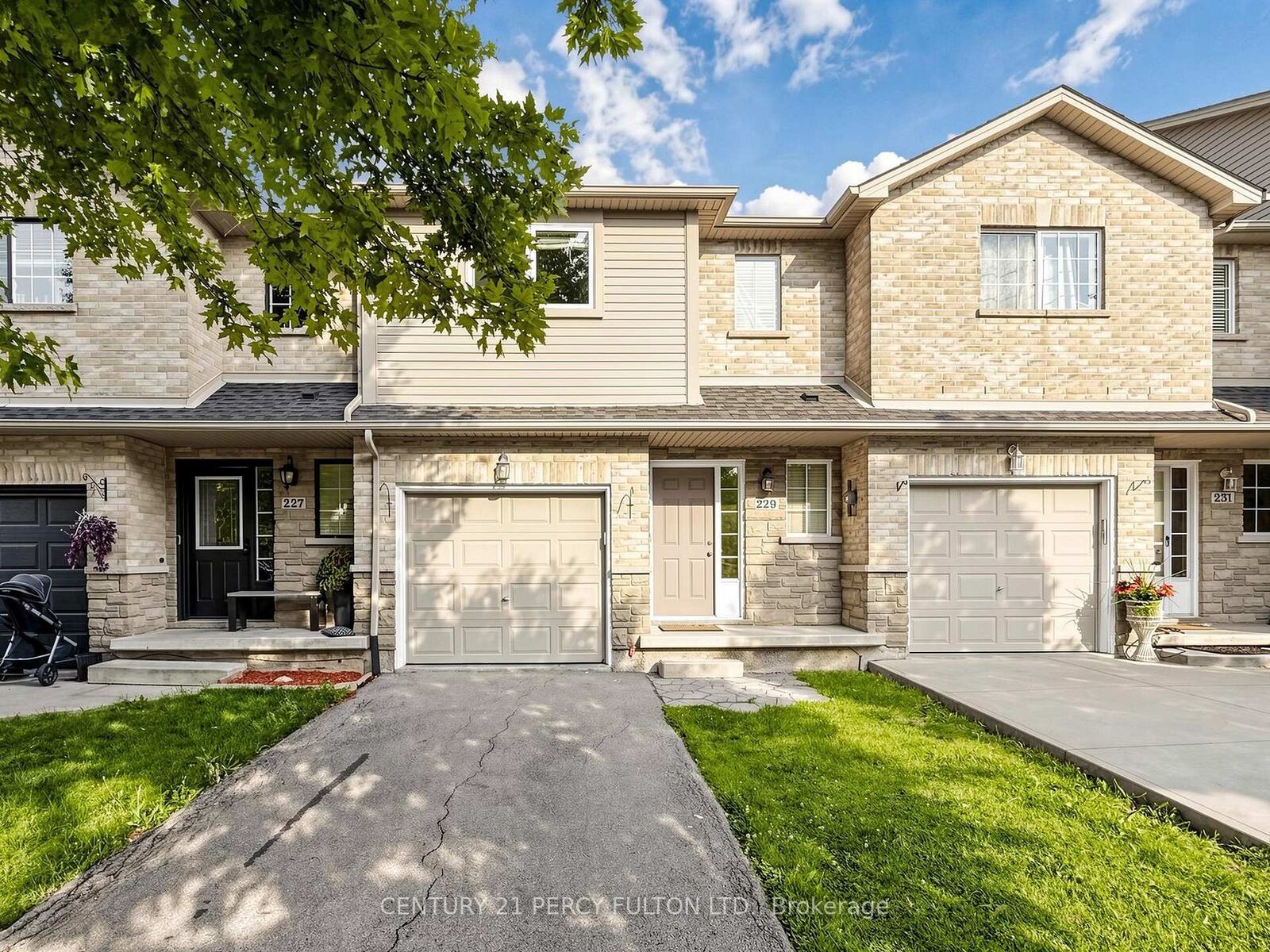 Property Photo: 229 Dicenzo Drive ON L9B 2X7
