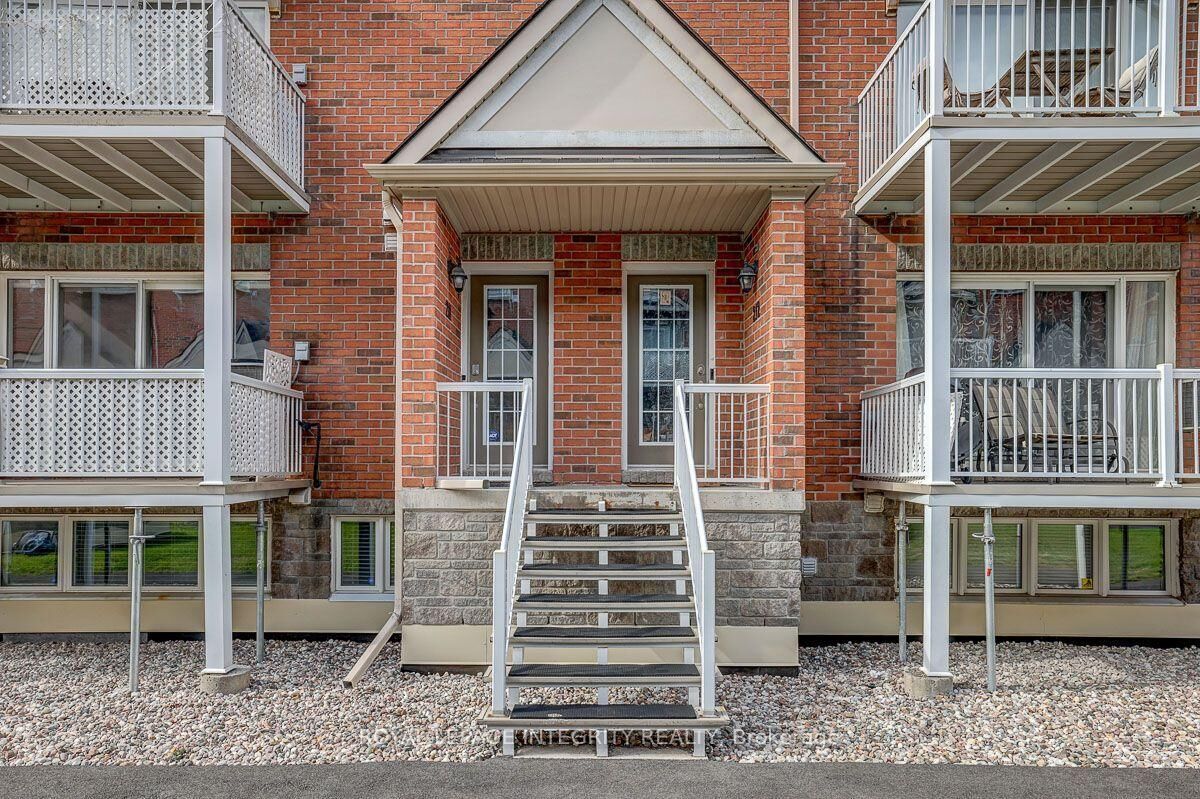 Property Photo:  3275 St Joseph Boulevard 211  ON K1E 3Y3 