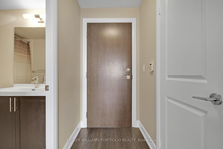 Property Photo:  6 Eva Road 509  ON M9C 0B1 