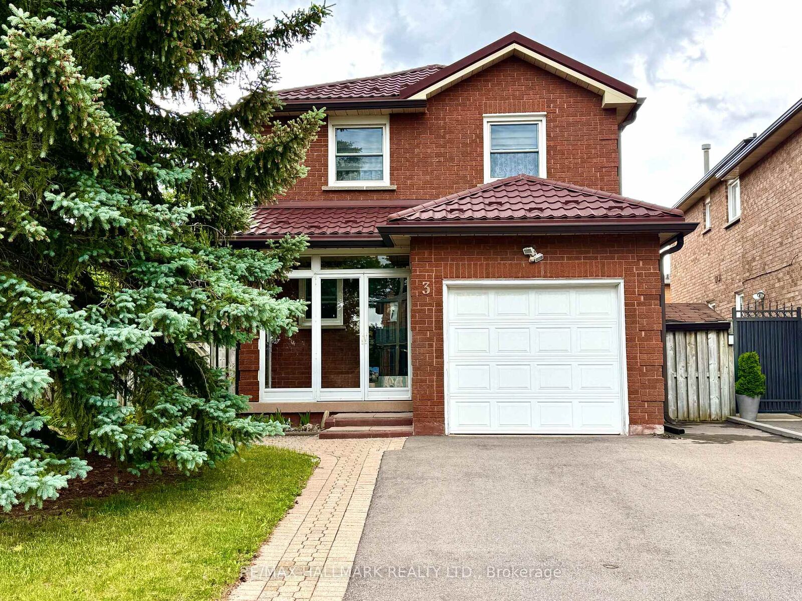 Property Photo:  3 Richbell Street Bsmnt  ON L4J 8G5 