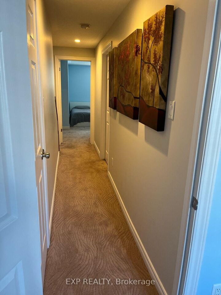 Property Photo:  266 Paseo Private  ON K2G 3N1 