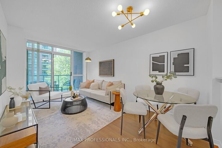 Property Photo:  9 Michael Power Place 402  ON M9A 0A5 