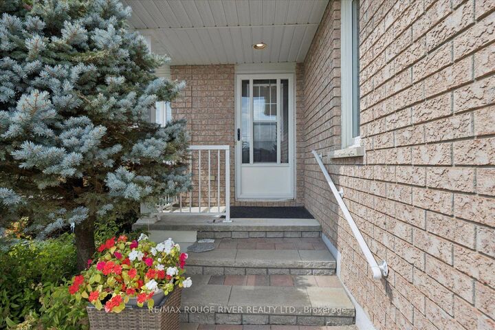 Property Photo:  3 Beall Street  ON K9A 6J6 