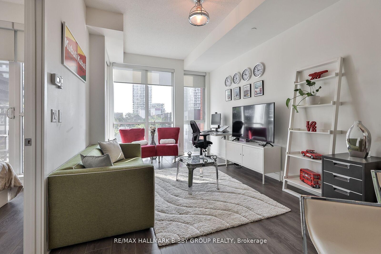 Property Photo: 170 Sumach Street 307 ON M5A 0C3