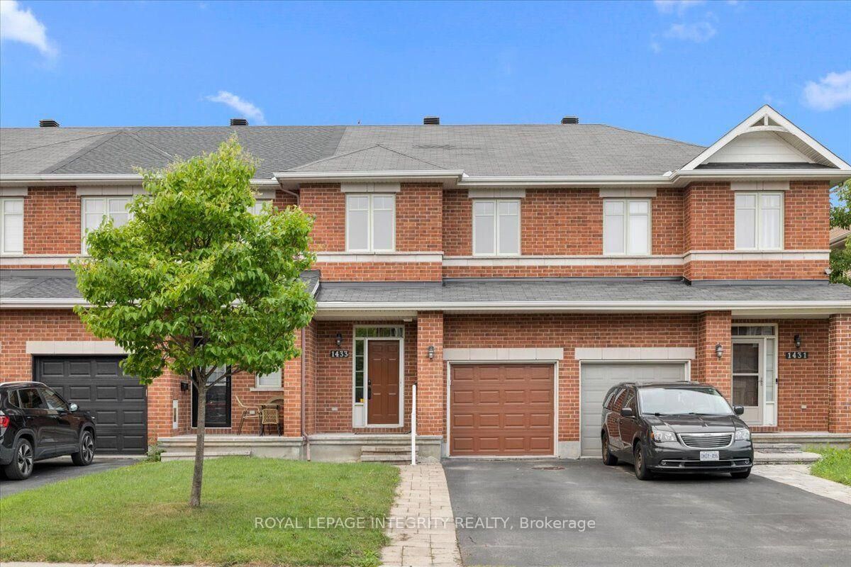 Property Photo:  1433 Comfrey Crescent  ON K4A 0L8 