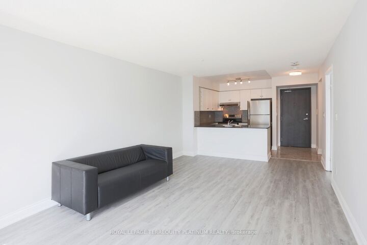 Property Photo:  210 Victoria Street 3607  ON M5B 2R3 