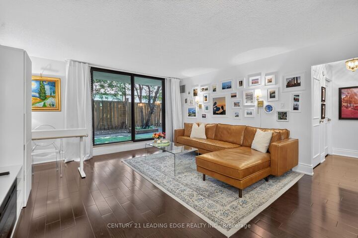 Property Photo:  212 St George Street 104  ON M5R 2N5 