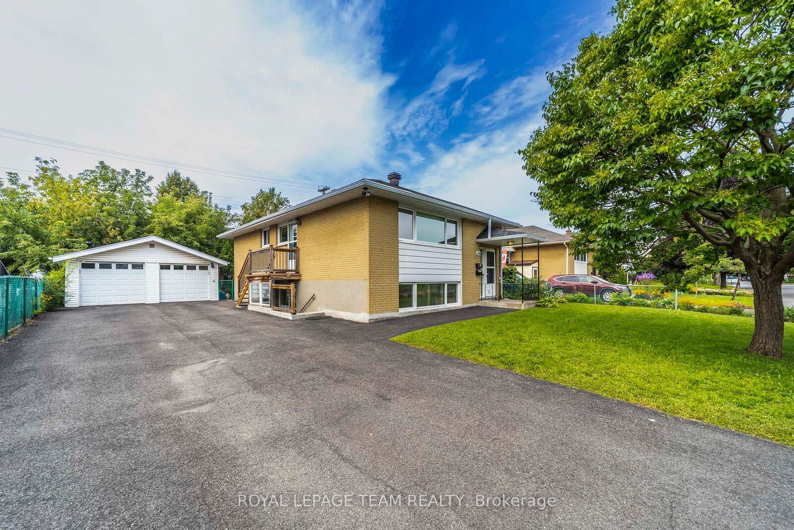 Property Photo:  676 Borthwick Avenue  ON K1K 2M2 